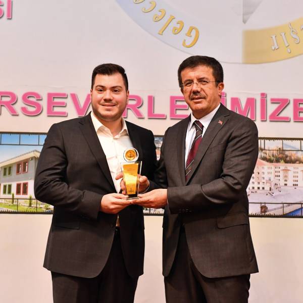 EĞİTİM GÖNÜLLÜLERİ PLAKET TÖRENİ